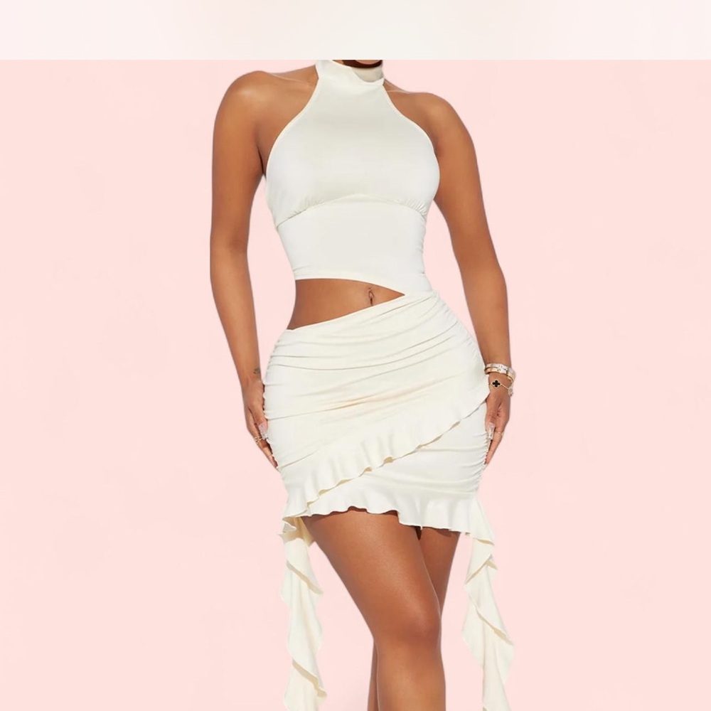 Elegant Cream Women's Skirt